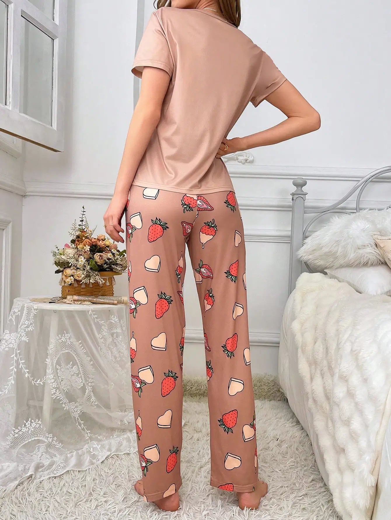 Women's Short Sleeve Pajama Set with Strawberry & Heart Print
