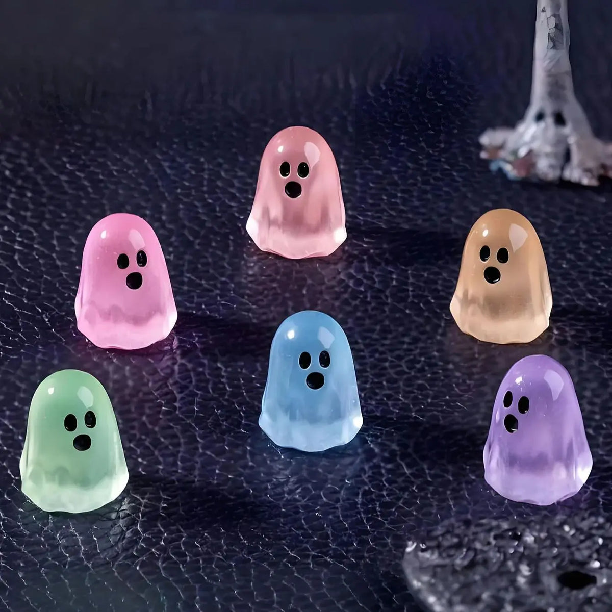 5/10Pcs Luminous Ghost Figures Glowing At Night Action Figure Mini Micro.
