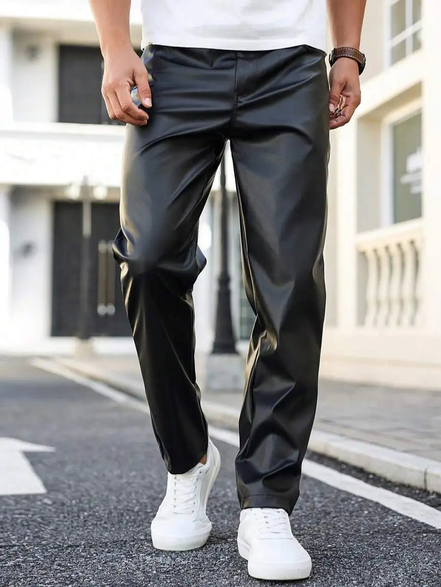 Manfinity Homme Men's Solid Front Button Pocket Casual Leather Pants,.