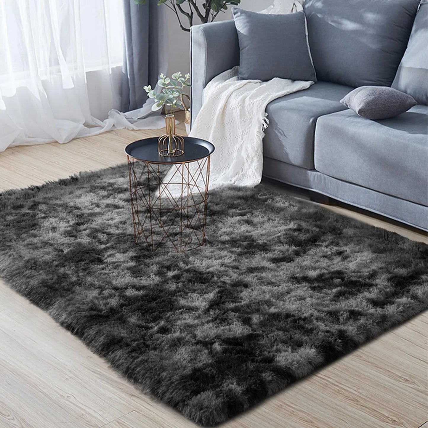 .Minimalist Style .Fluffy And Slip-Resistant.