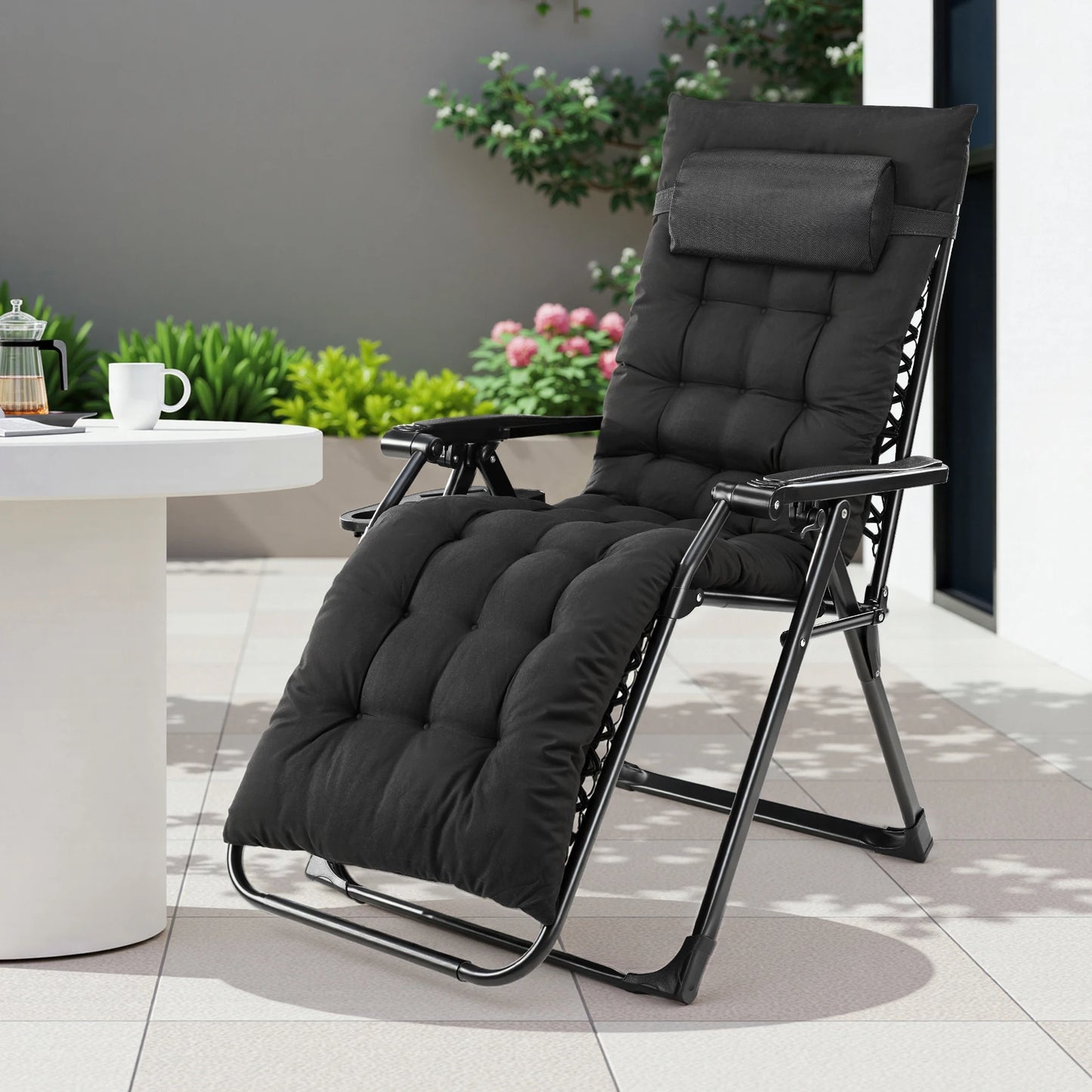Zero Gravity Recliner . Lounge Chair Folding Portable with Cup Holder Trays.