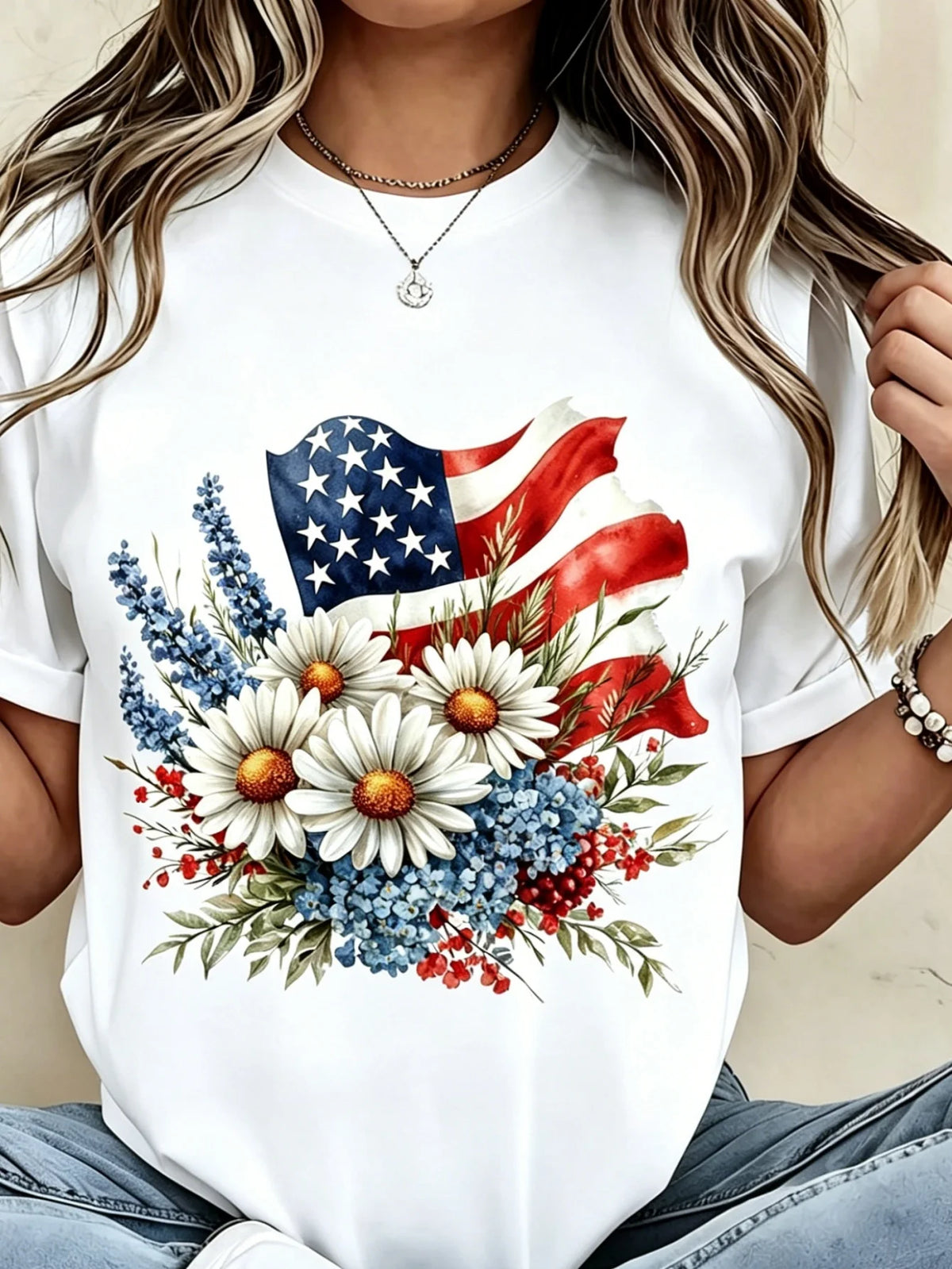 Plus-Size Women'S American Flag Floral Print T-Shirt.