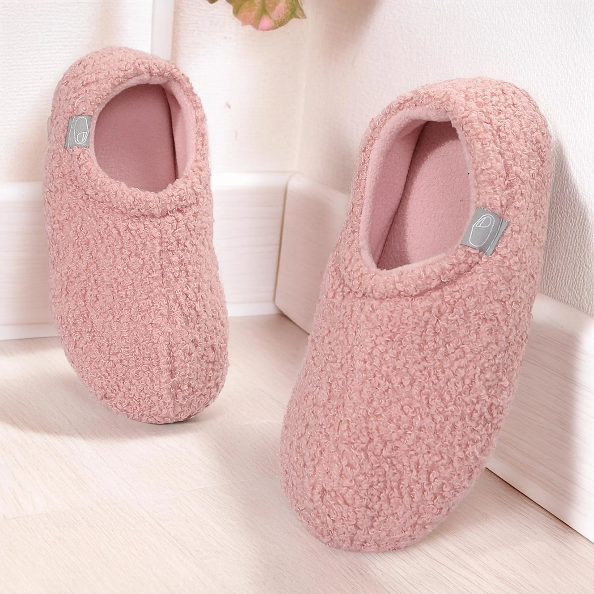 Women's Fuzzy Memory Foam Slippers Warm Cozy .