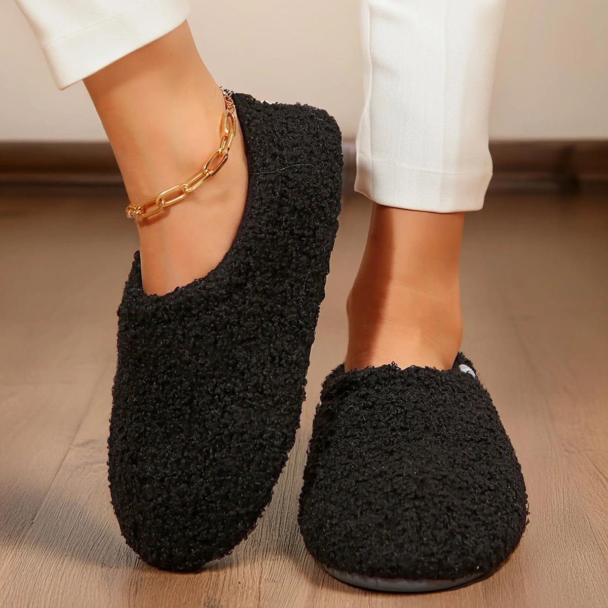 Women's Fuzzy Memory Foam Slippers Warm Cozy .